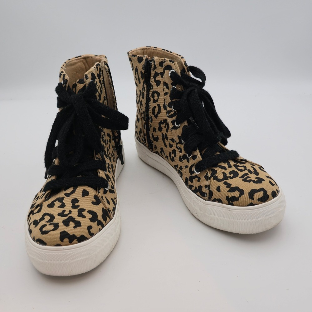 SODA Leopard Print Canvas High Top Sneakers Women's Size‎ 7.5 Lace Up Zip